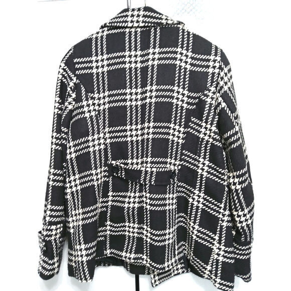 Chunky knit Plaid Peacoat houndstooth black/white dbl buttoned Size L Women’s - Picture 2 of 9